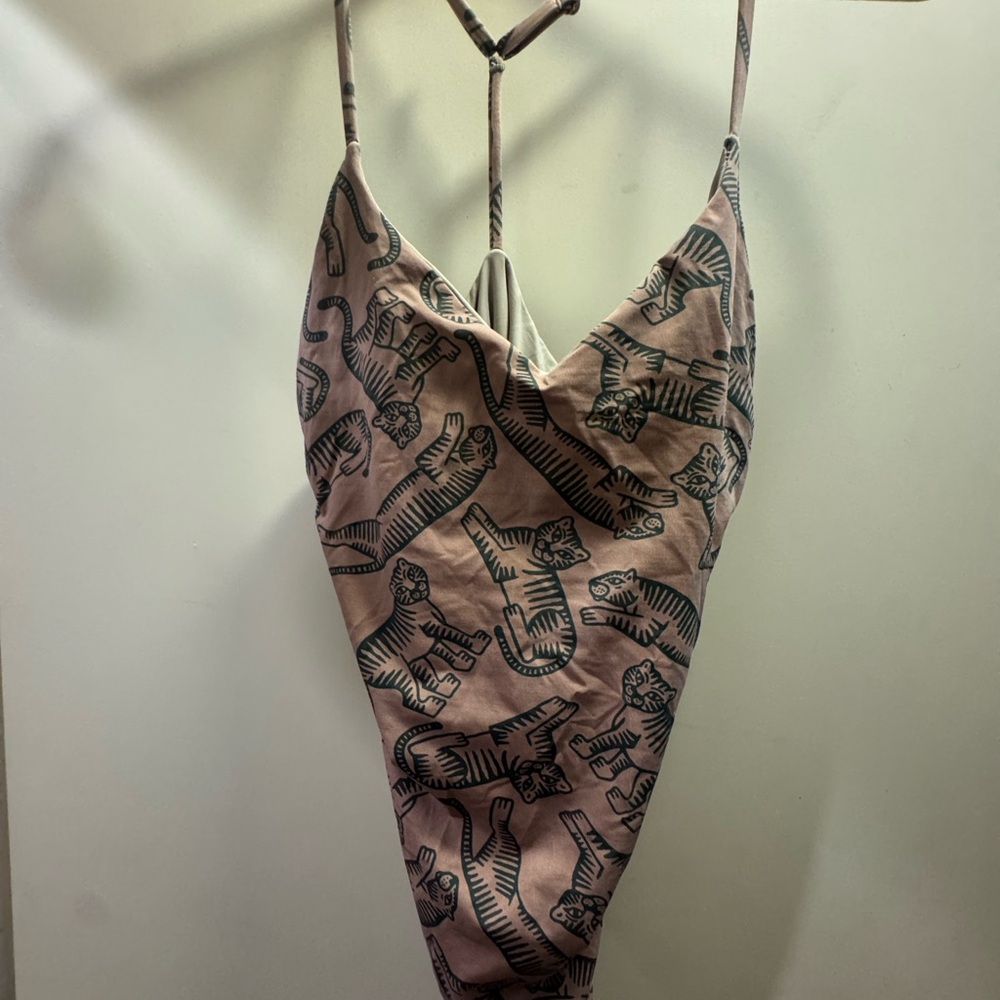 Splash Pink Tiger Print One Piece Swimsuit